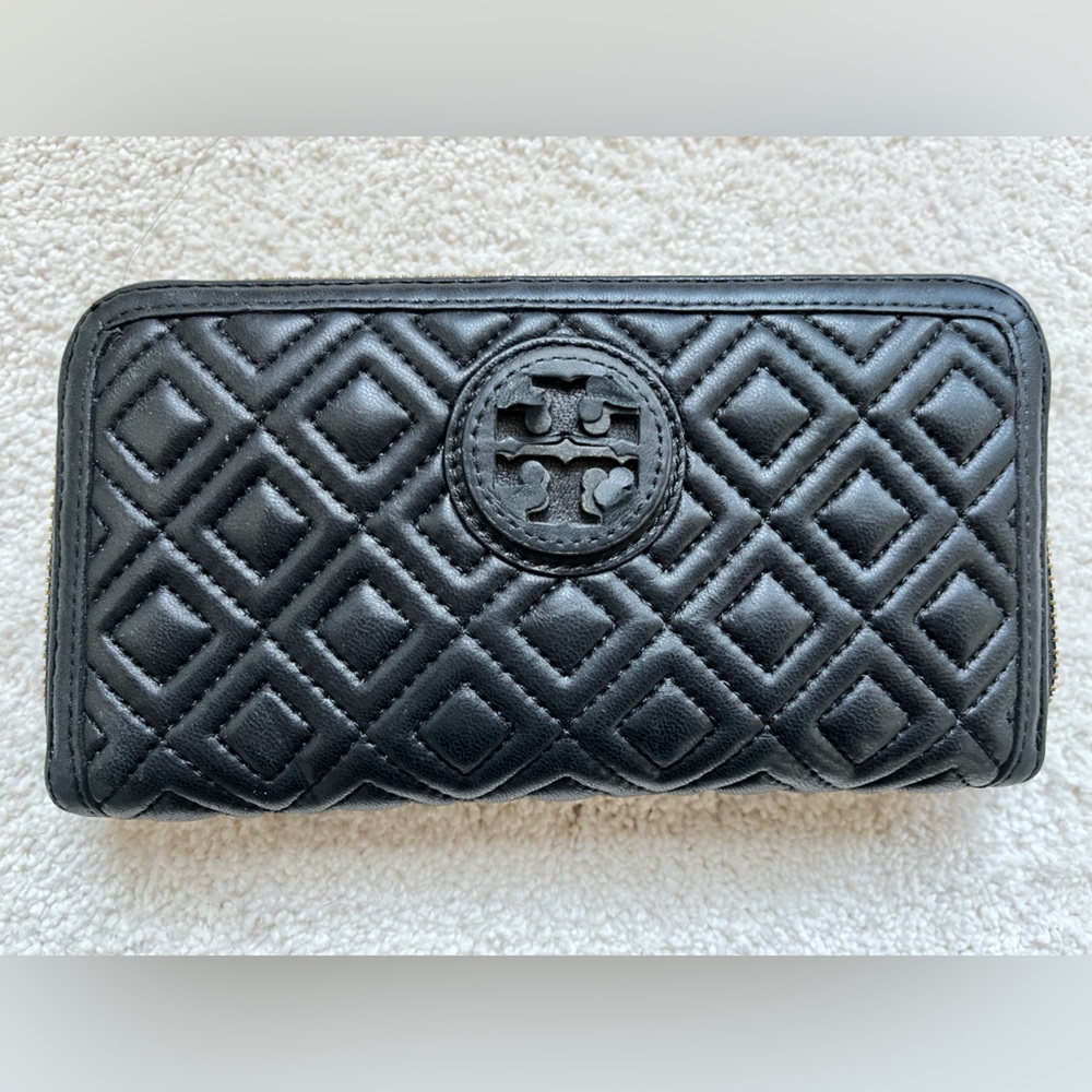 Quilted Leather Tory Burch Wallet